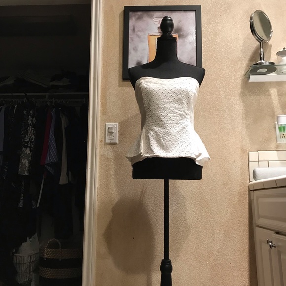 White halter - Picture 2 of 2